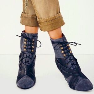 RARE free people x Jeffrey Campbell Bray Heeled Boot Black Gray Victorian fall